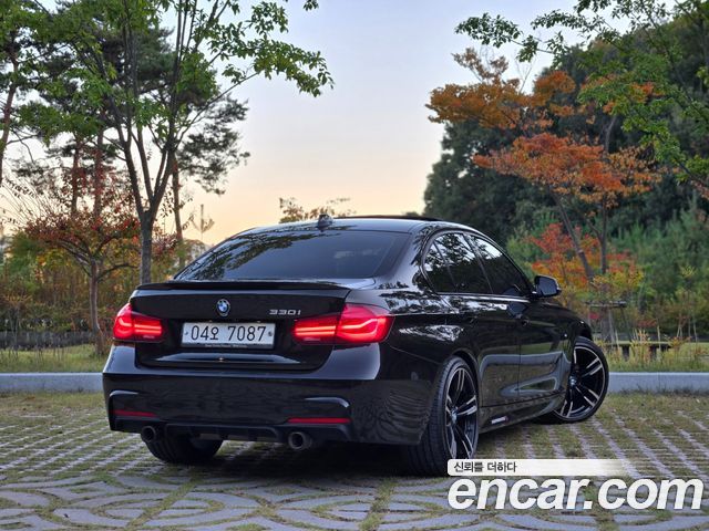 BMW 3-Series 2018 — photo 3