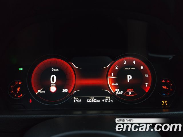 BMW 3-Series 2018 — photo 6