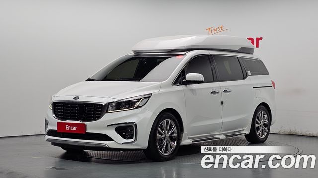Kia Canival 2019 — photo 1