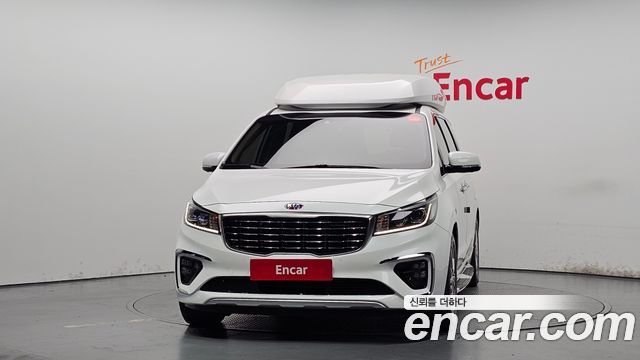 Kia Canival 2019 — photo 3