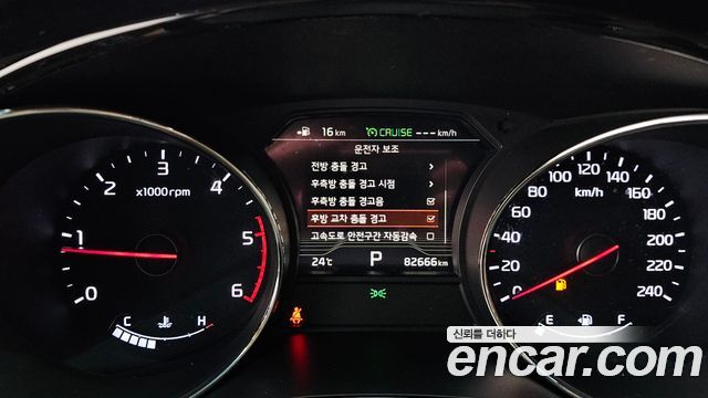 Kia Canival 2019 — photo 8