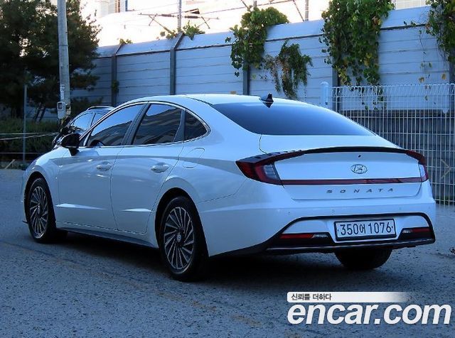 Hyundai Sonata 2021 — photo 3