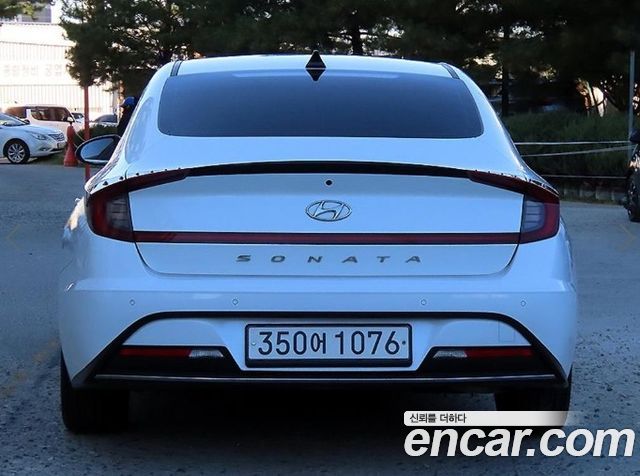 Hyundai Sonata 2021 — photo 4