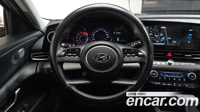 Hyundai AVANTE 2021 — photo 20