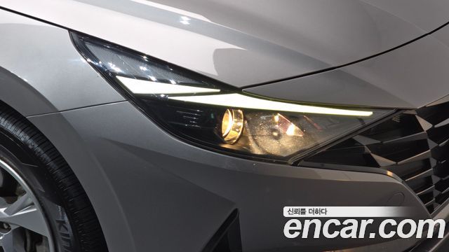 Hyundai AVANTE 2021 — photo 8