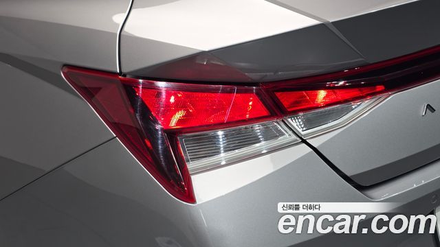 Hyundai AVANTE 2021 — photo 9