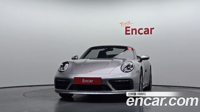 Porsche 911 2021 — photo 3