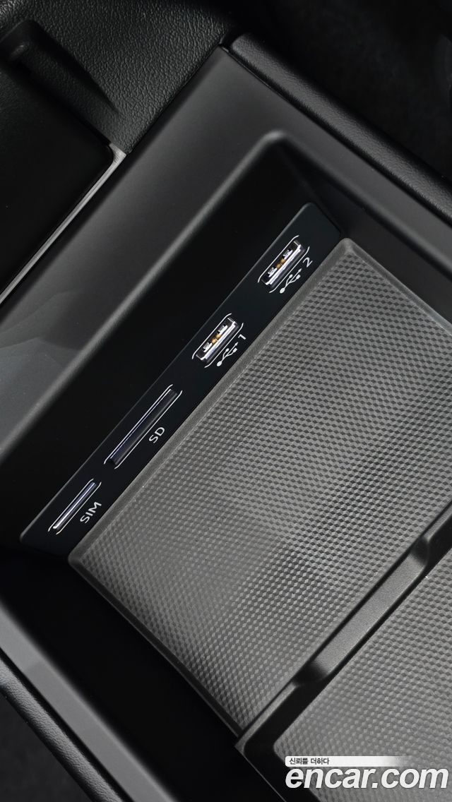 Porsche 911 2021 — photo 23