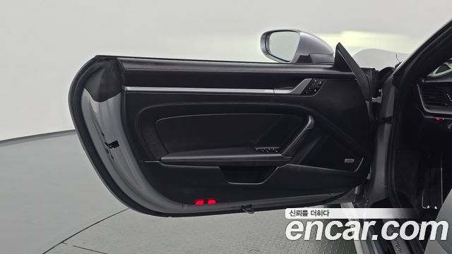 Porsche 911 2021 — photo 14