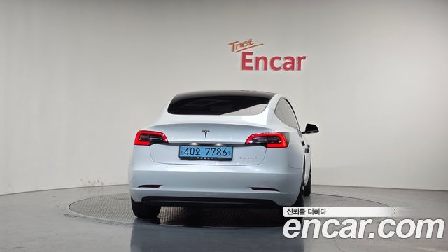 Tesla Model 3 2022 — photo 4