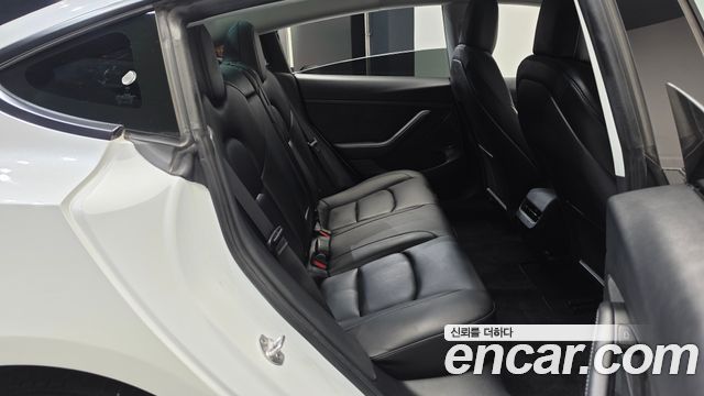 Tesla Model 3 2022 — photo 17