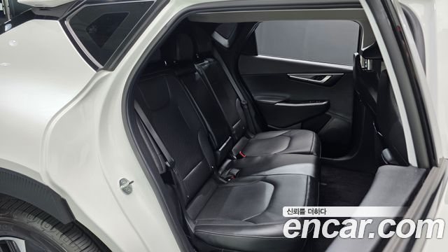 Kia EV6 2023 — photo 17