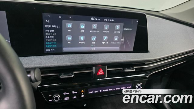 Kia EV6 2023 — photo 21