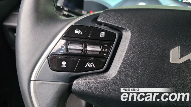 Kia EV6 2023 — photo 25