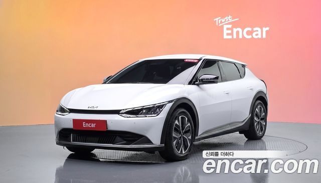 Kia EV6 2023 — photo 1