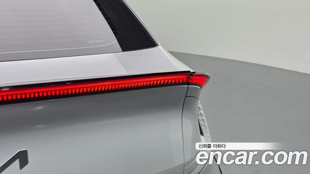 Kia EV6 2023 — photo 9