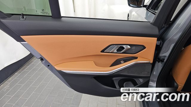 BMW 3-Series 2026 — photo 15
