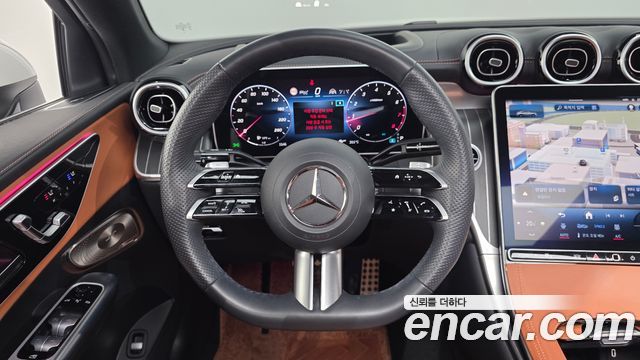 Mercedes-Benz GLC-Class 2024 — photo 13