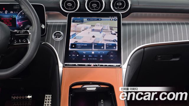 Mercedes-Benz GLC-Class 2024 — photo 19
