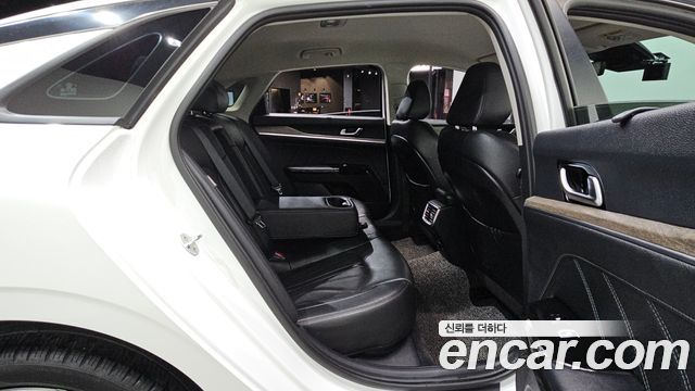 Kia K5 2020 — photo 18