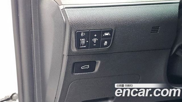 Kia K5 2020 — photo 22