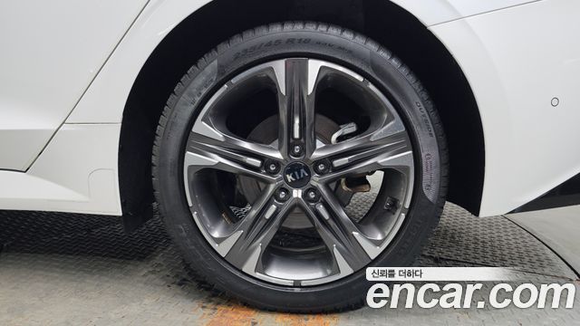 Kia K5 2020 — photo 7