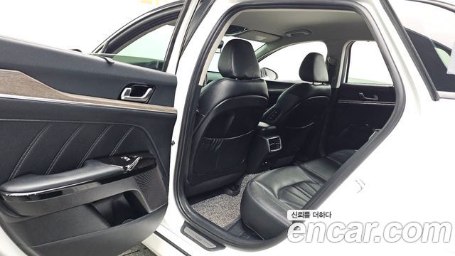 Kia K5 2020 — photo 16