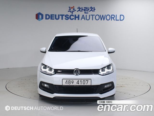 Volkswagen Polo 2015 — photo 3