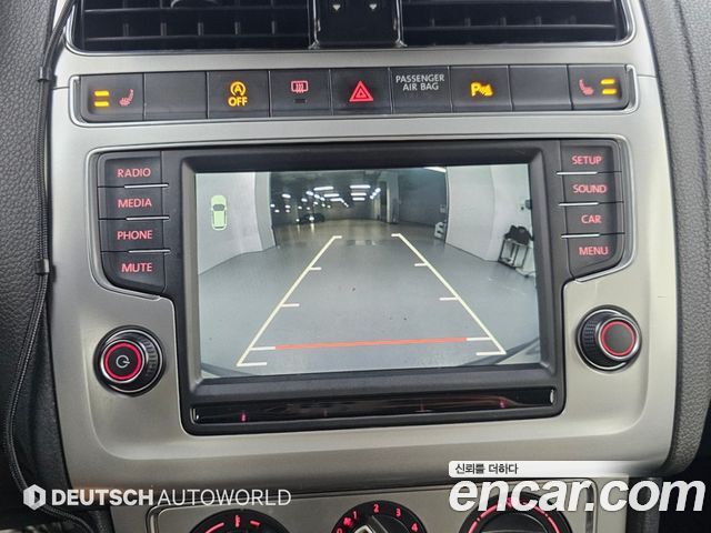 Volkswagen Polo 2015 — photo 15