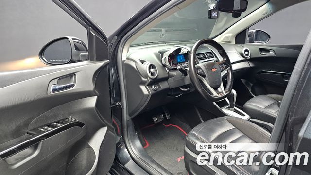 Chevrolet Korea Aveo 2014 — photo 10