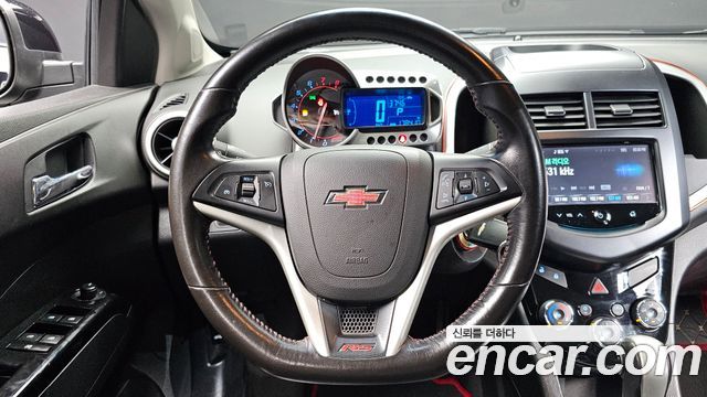Chevrolet Korea Aveo 2014 — photo 13