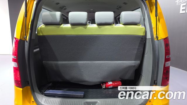Hyundai Starex 2019 — photo 19
