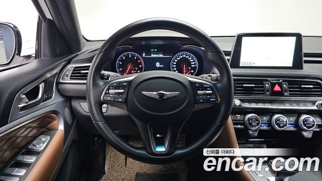 Genesis G70 2019 — photo 19