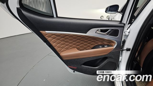 Genesis G70 2019 — photo 15