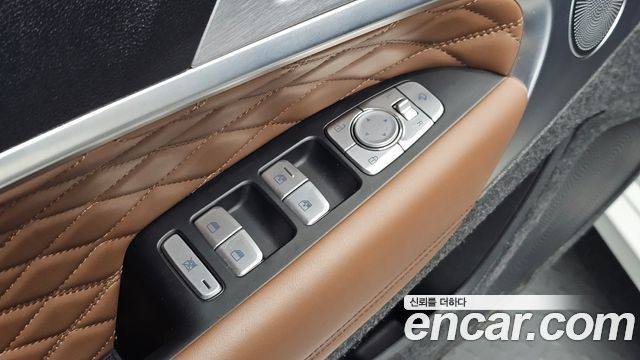 Genesis G70 2019 — photo 28