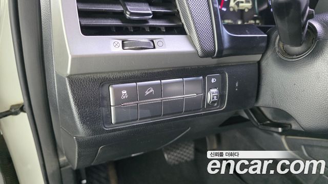 KG Mobility Rexton 2019 — photo 16