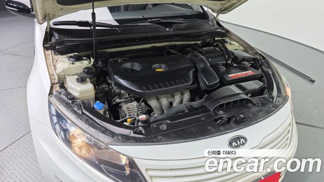 Kia K5 2013 — photo 6