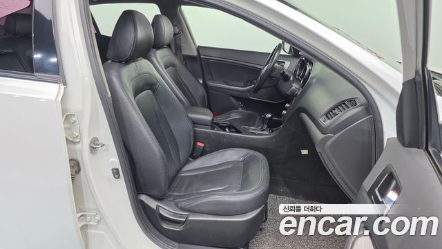 Kia K5 2013 — photo 11