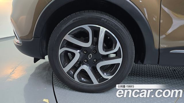 Renault Korea QM3 2017 — photo 5