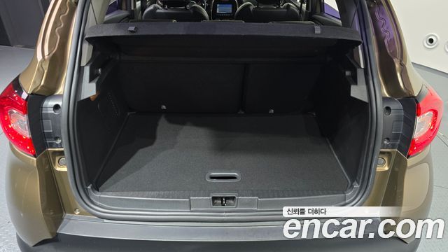 Renault Korea QM3 2017 — photo 25