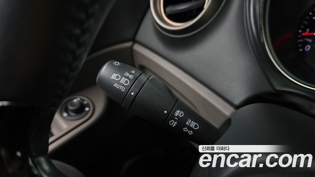 Renault Korea QM3 2017 — photo 30