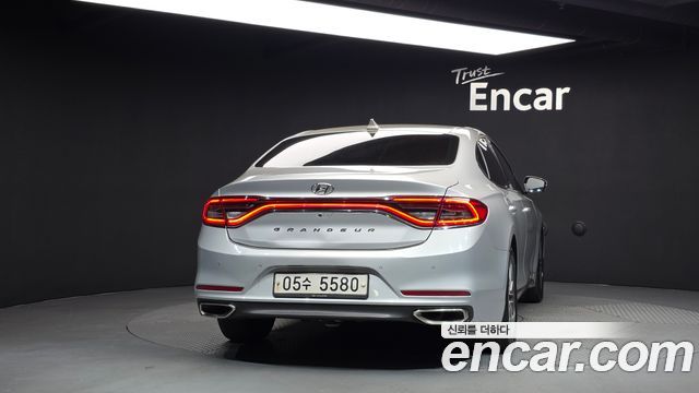 Hyundai Grandeur 2017 — photo 4