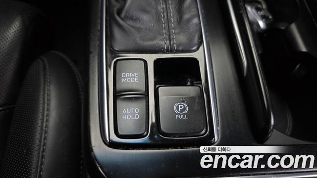 Hyundai Grandeur 2017 — photo 18