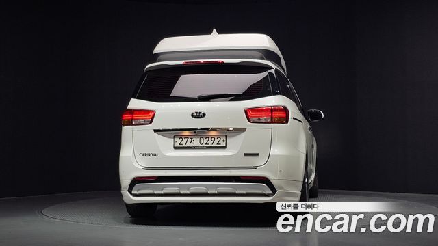 Kia Canival 2017 — photo 4