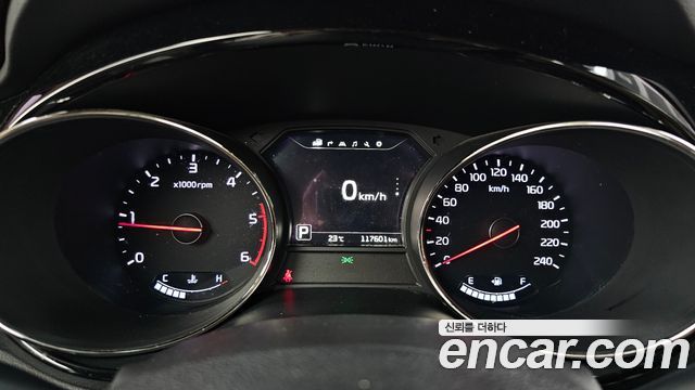 Kia Canival 2017 — photo 11