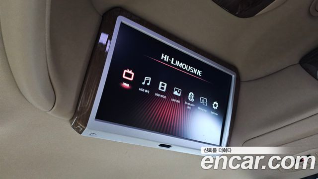 Kia Canival 2017 — photo 24