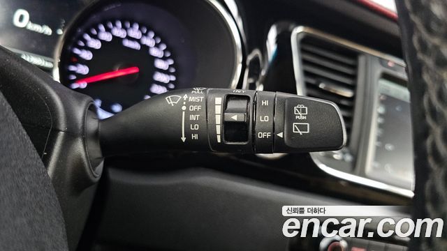 Kia Canival 2017 — photo 28