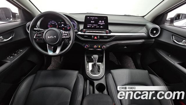 Kia K3 2024 — photo 7