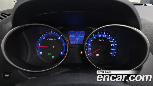 Hyundai Tucson 2010 — photo 8
