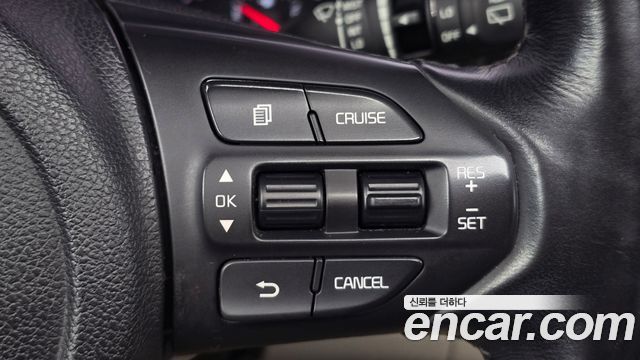 Kia Canival 2019 — photo 20
